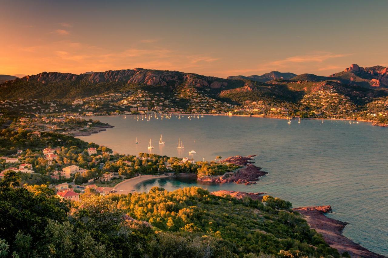 Agay Cap Esterel Le Hameau F2 Clim Plein Sud Dernier Etage Magnifique Vue Mer Saint-Raphael  Luaran gambar
