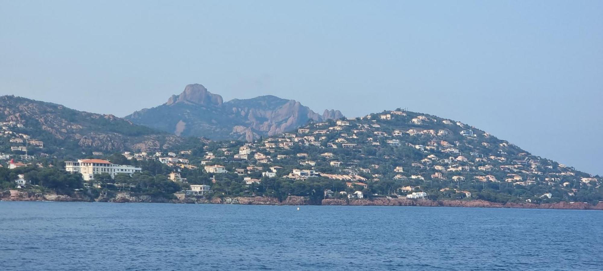 Agay Cap Esterel Le Hameau F2 Clim Plein Sud Dernier Etage Magnifique Vue Mer Saint-Raphael  Luaran gambar