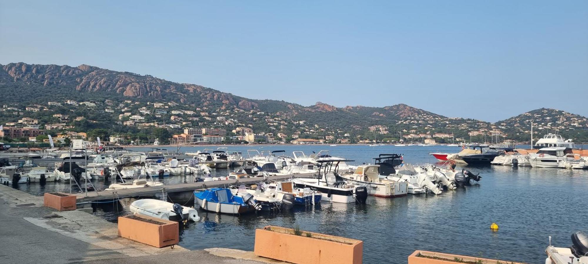Agay Cap Esterel Le Hameau F2 Clim Plein Sud Dernier Etage Magnifique Vue Mer Saint-Raphael  Luaran gambar